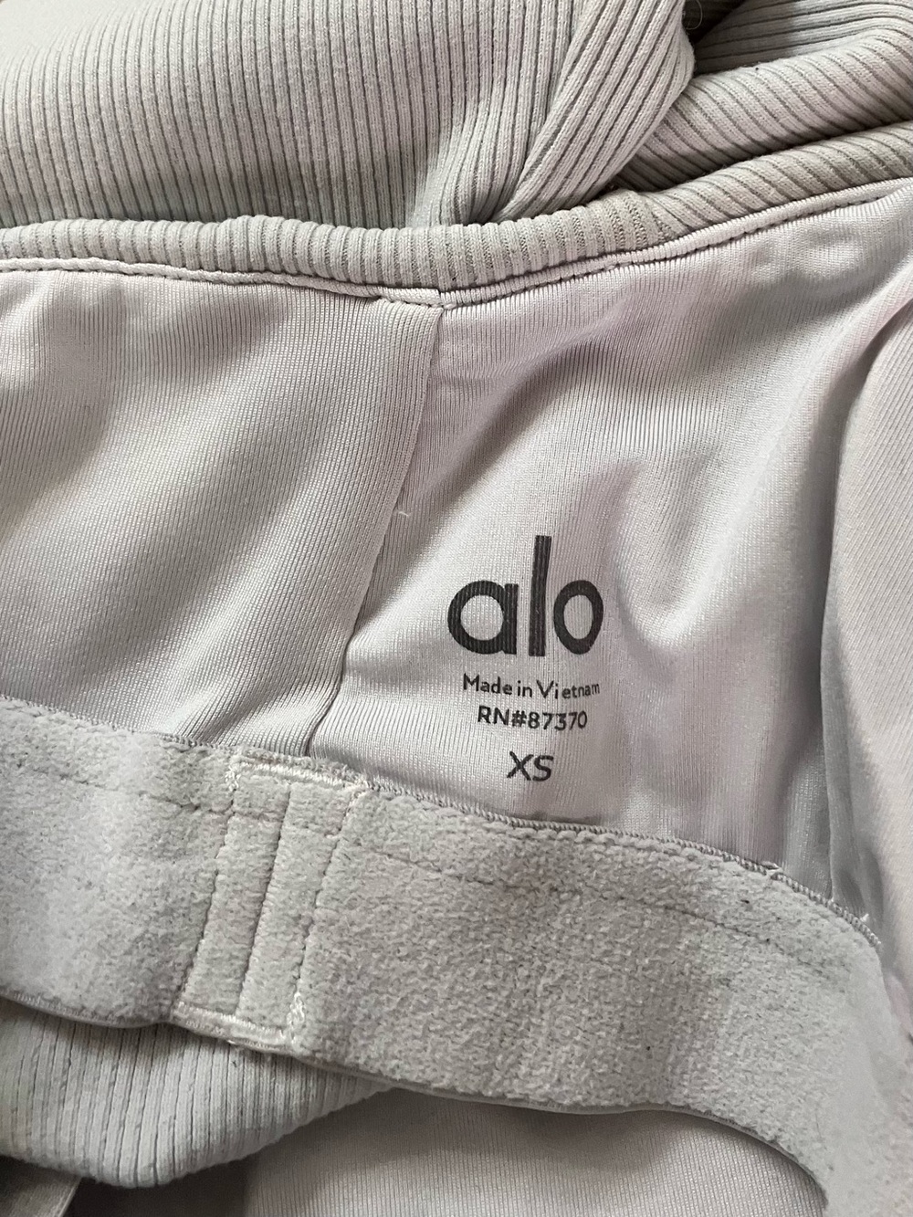 ALO Ribbed Elevate Tank Top - Picture 5 of 5